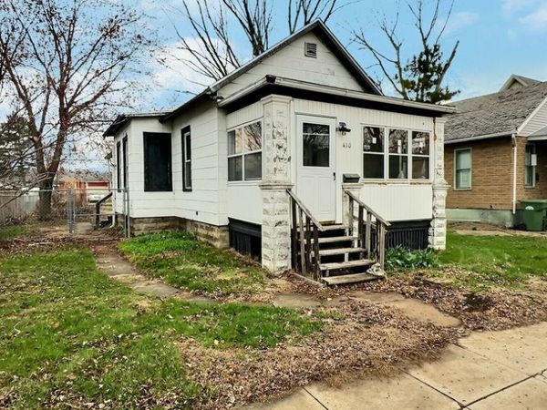 410 N 3rd Street , Clinton, IA 52732