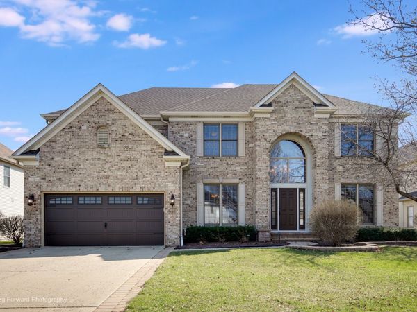 24833 Winterberry Lane , Plainfield, IL 60585