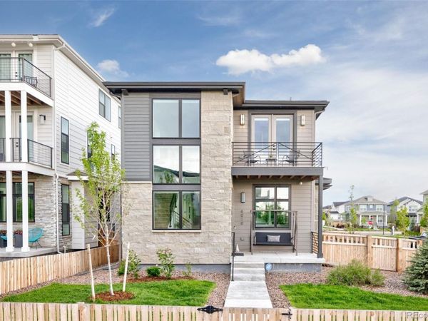 6010 N Perth Street , Aurora, CO 80019