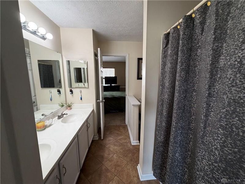 9312 Captiva Bay Drive, Miami Township, OH 45342 Photo 33