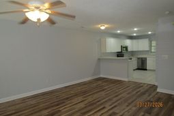 1812 Cain St. photo 4