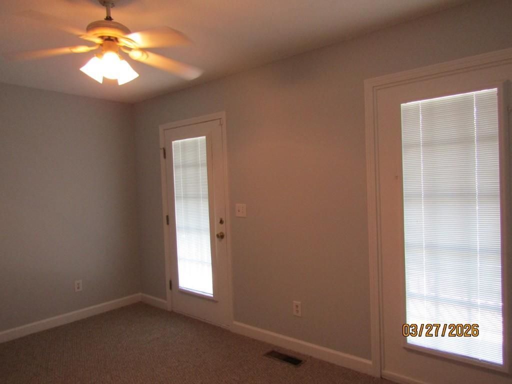 1812 Cain St. Photo 24