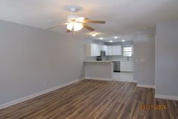 1812 Cain St. photo 4