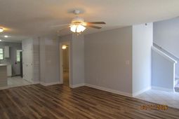 1812 Cain St. photo 4