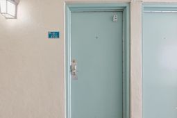 201 74th Ave. N  photo 4