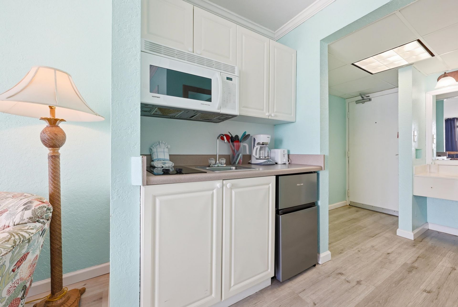 201 74th Ave. N  Photo 7