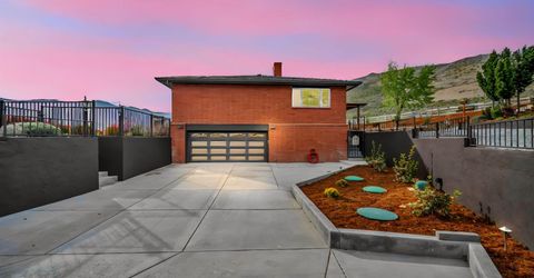 340 N Sutro Terrace, Carson City, NV 89706 Photo