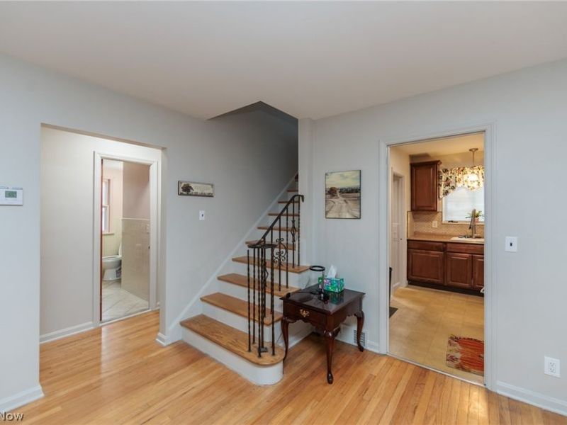 2071 Wrenford Road , South Euclid, OH 44121 Photo 17