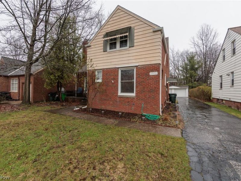 2071 Wrenford Road , South Euclid, OH 44121 Photo 2