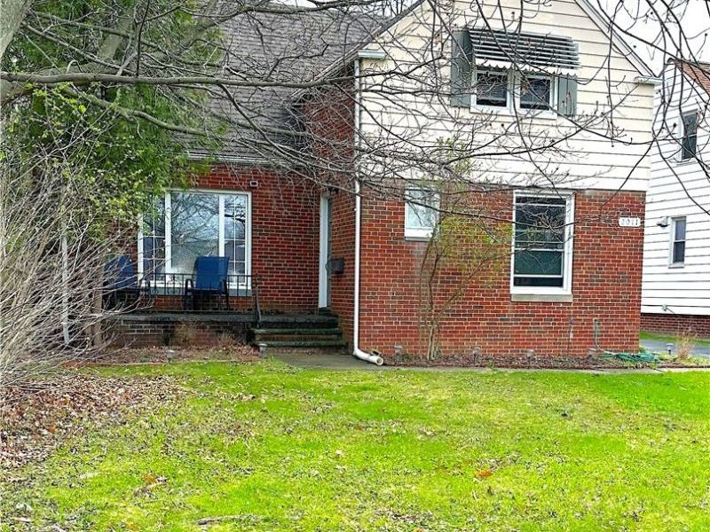 2071 Wrenford Road, South Euclid, OH 44121 Photo 3