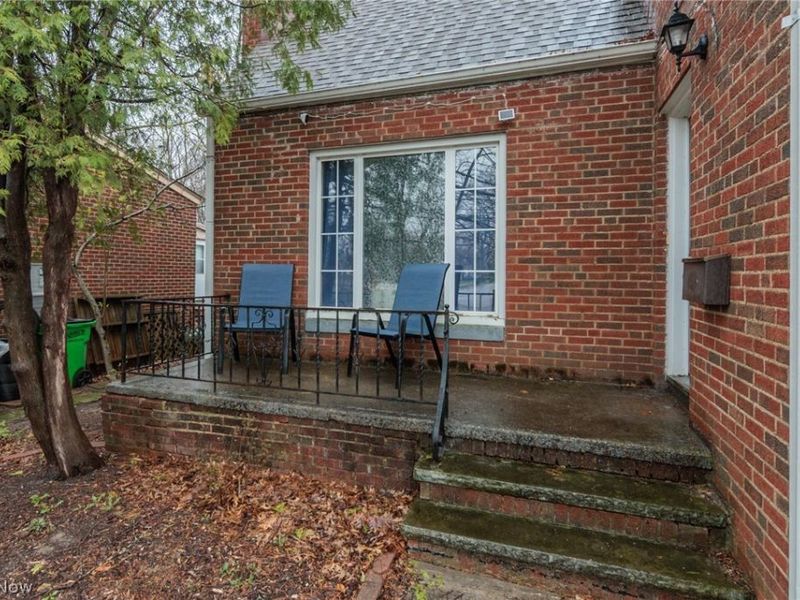 2071 Wrenford Road , South Euclid, OH 44121 Photo 3