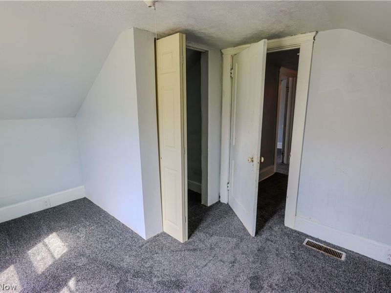 22862 Norman Avenue , Alliance, OH 44601 Photo 18