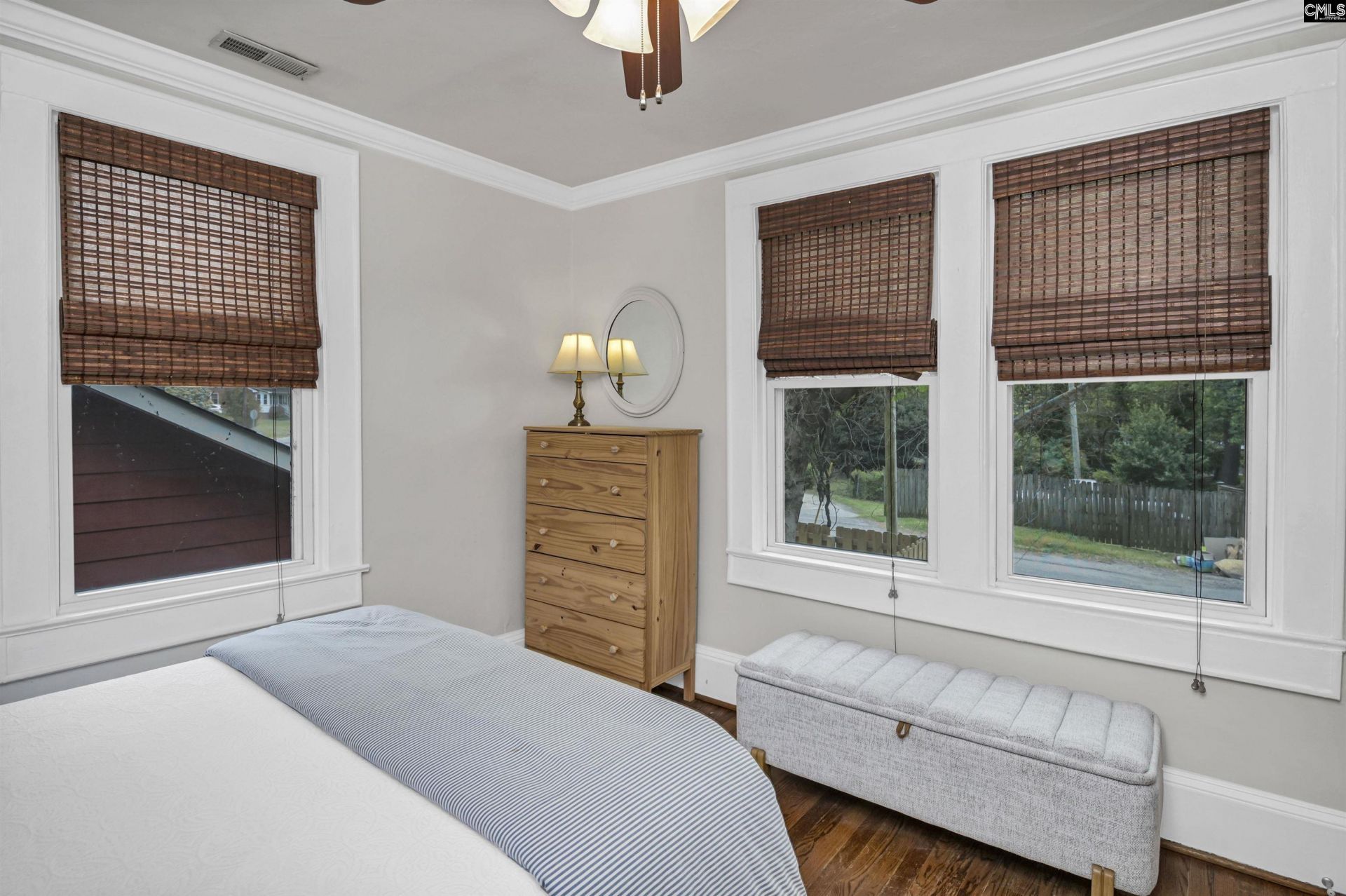 816 S Woodrow Street Photo 16