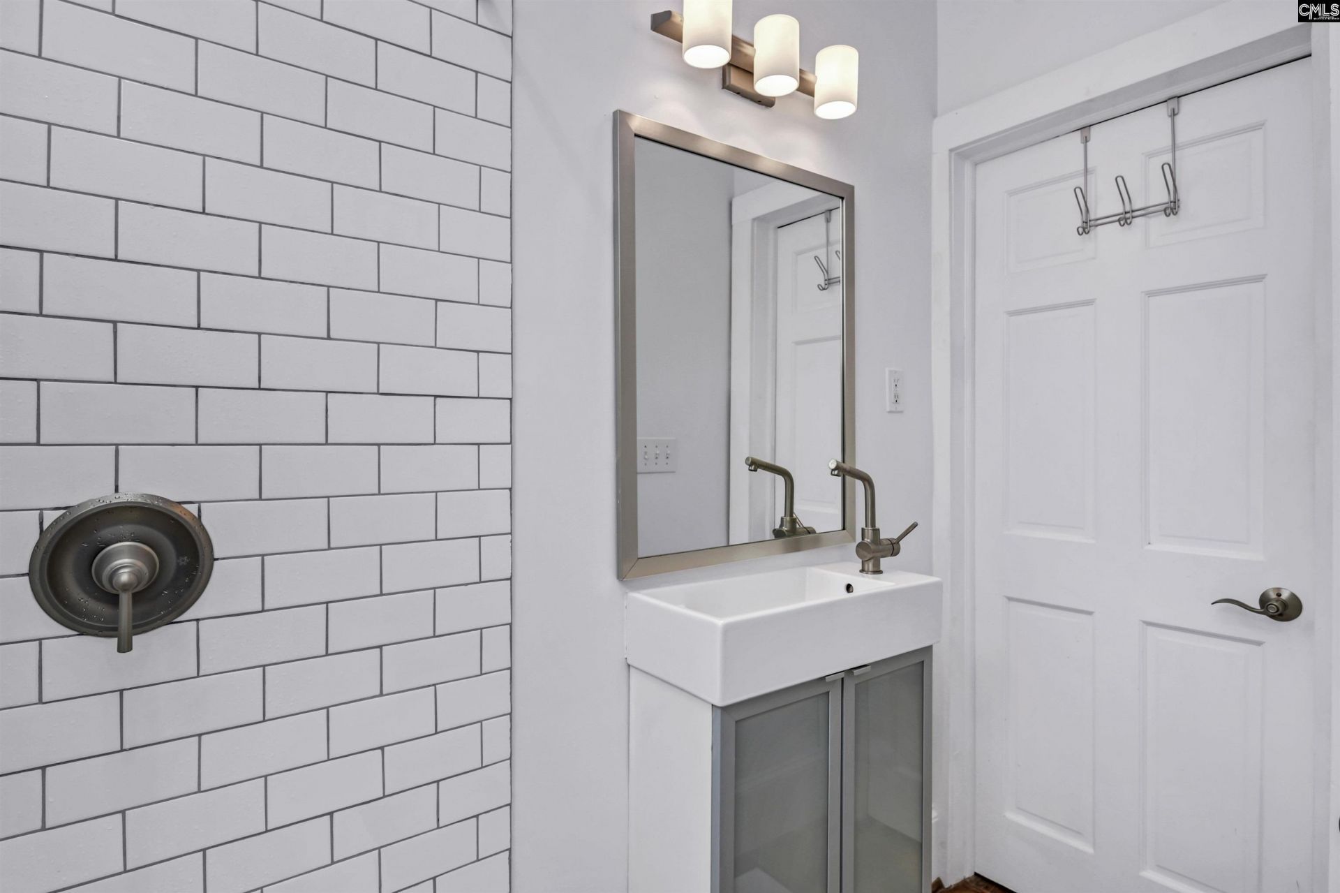 816 S Woodrow Street Photo 27