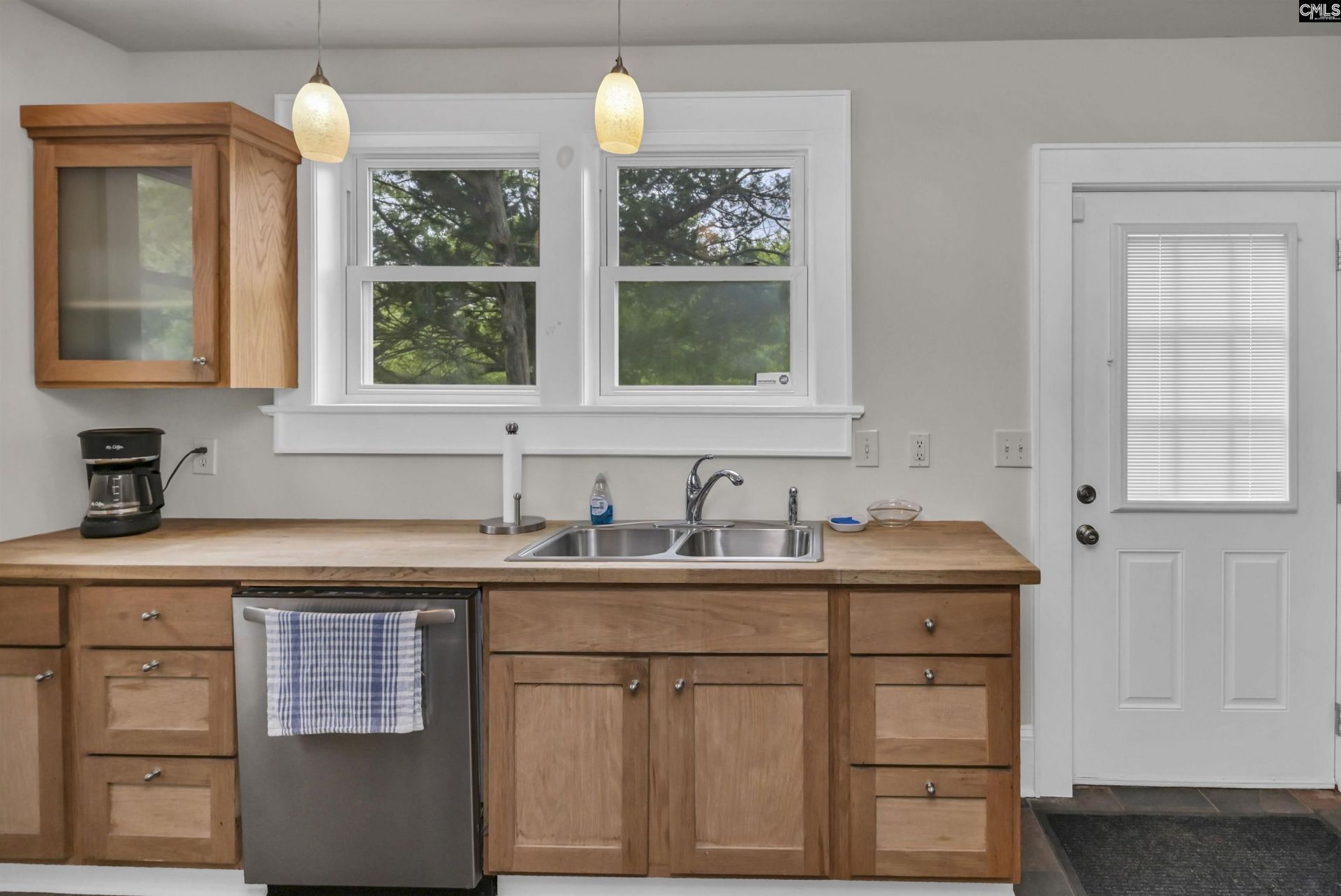 816 S Woodrow Street Photo 9