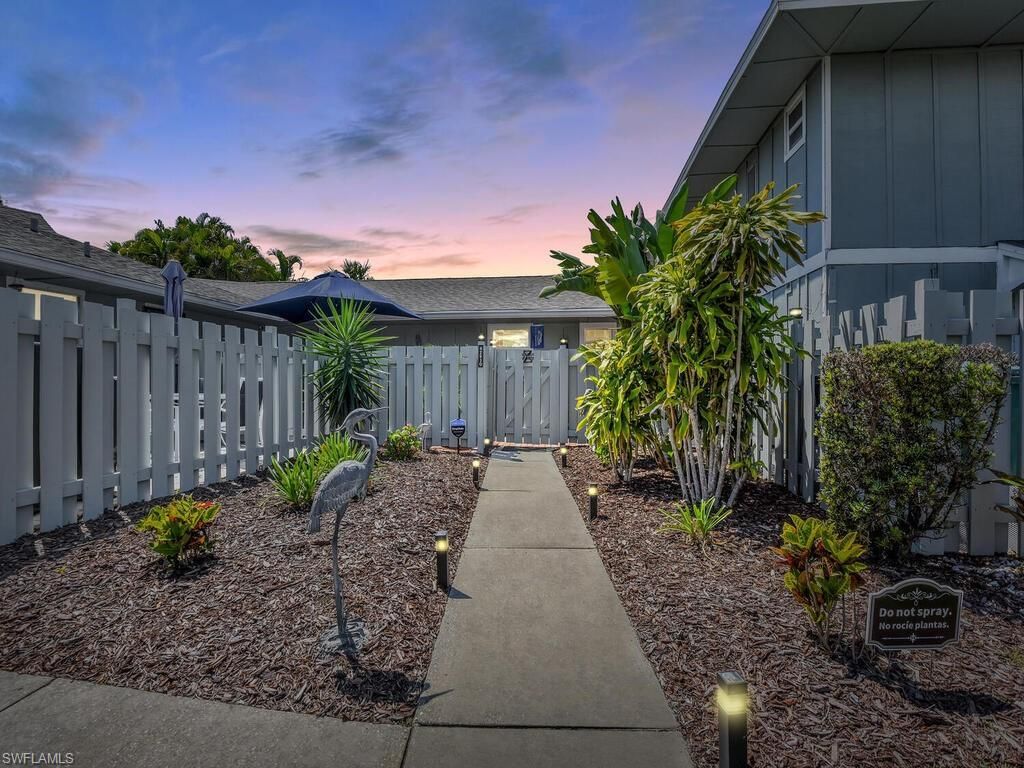 4263 Island Cir, Unit D, Fort Myers, FL 33919 Photo