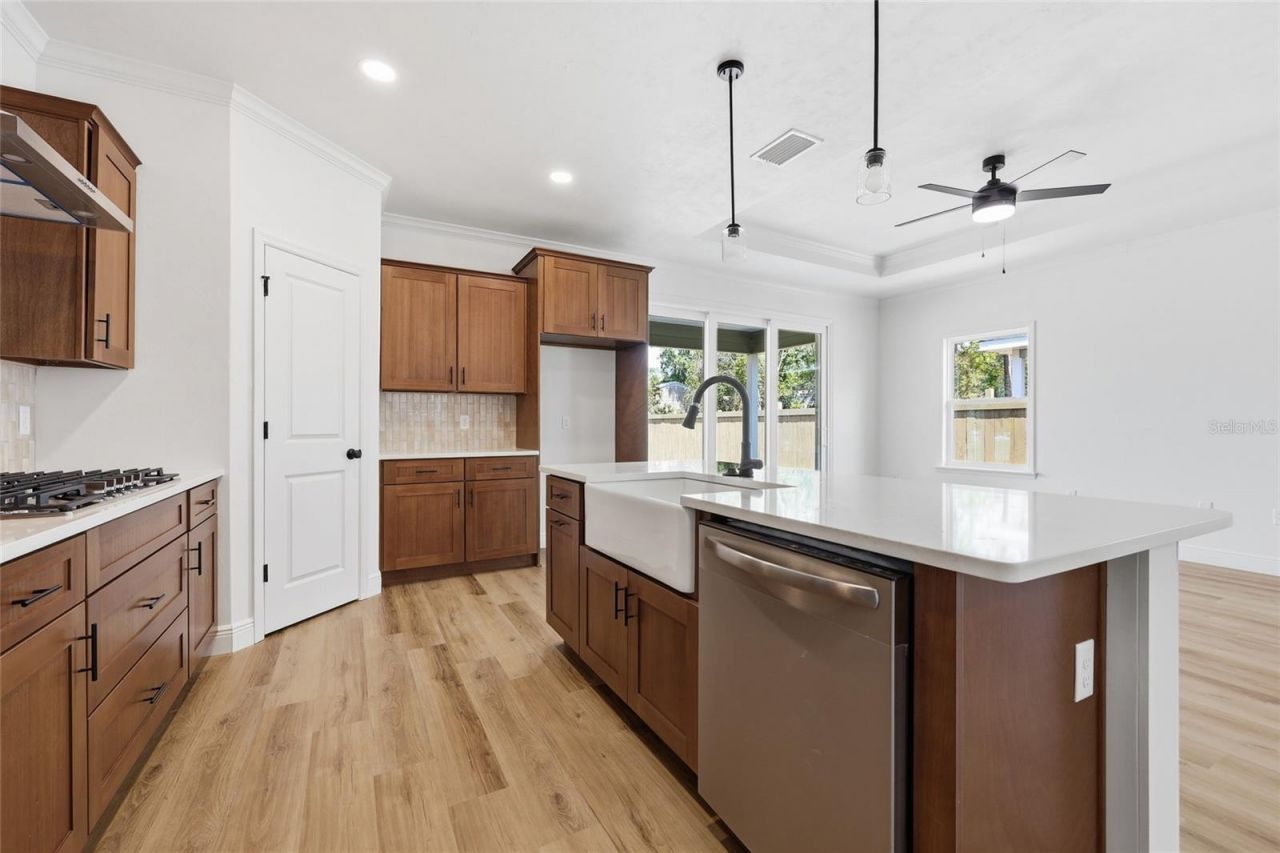 6710 SW 10th Lane , Gainesville, FL 32607 Photo