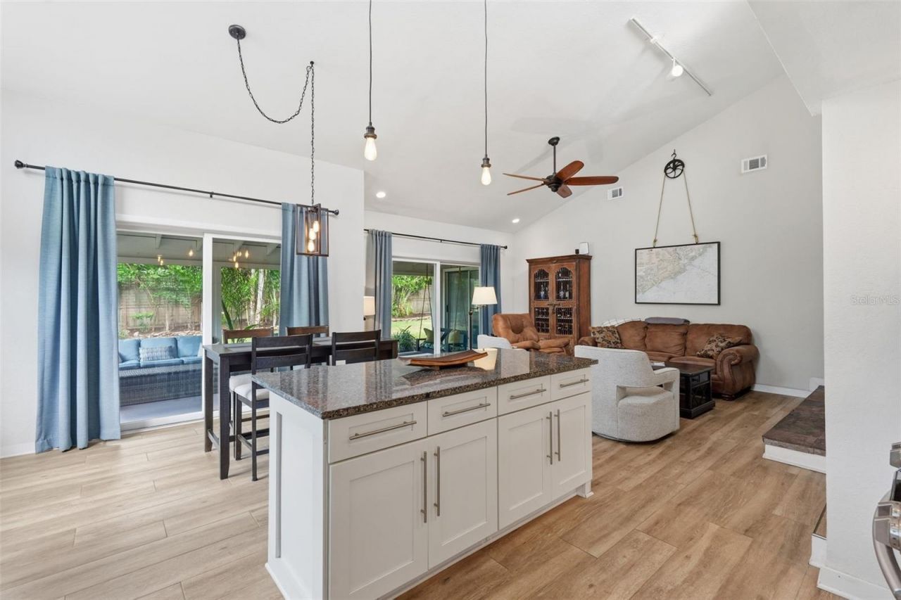 13917 76th Terrace , Seminole, FL 33776 Photo