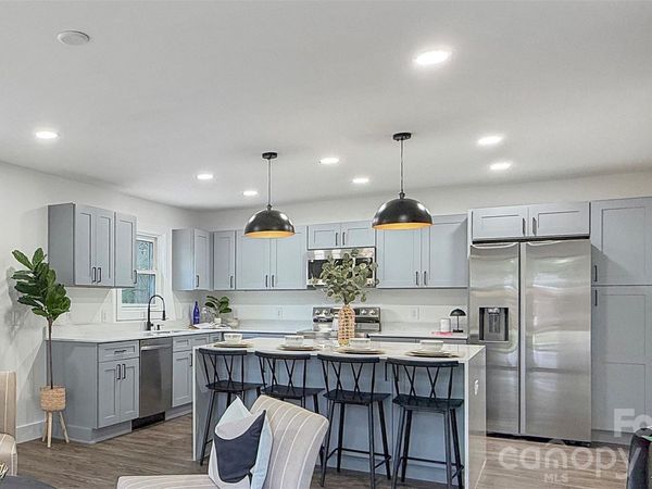 4330 Colebrook Road , Charlotte, NC 28215