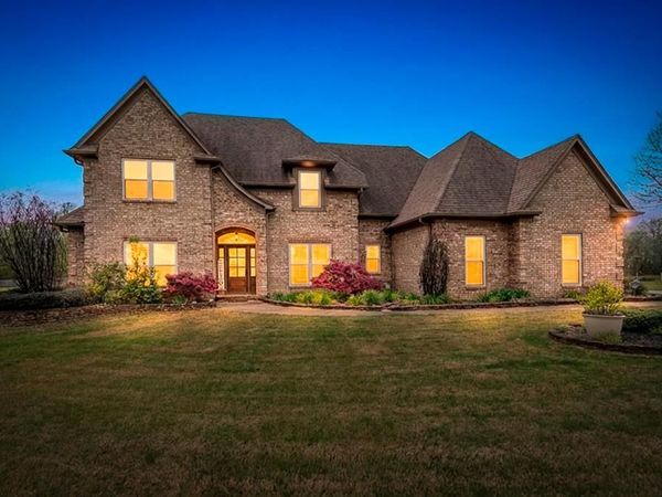 475 CROOKED CREEK DR, Oakland, TN 38060