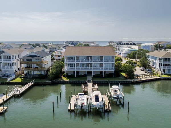 10 W Columbia Street W, Unit A, Wrightsville Beach, NC 28480