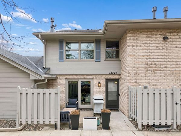 18721 Clear View Court, Minnetonka, MN 55345