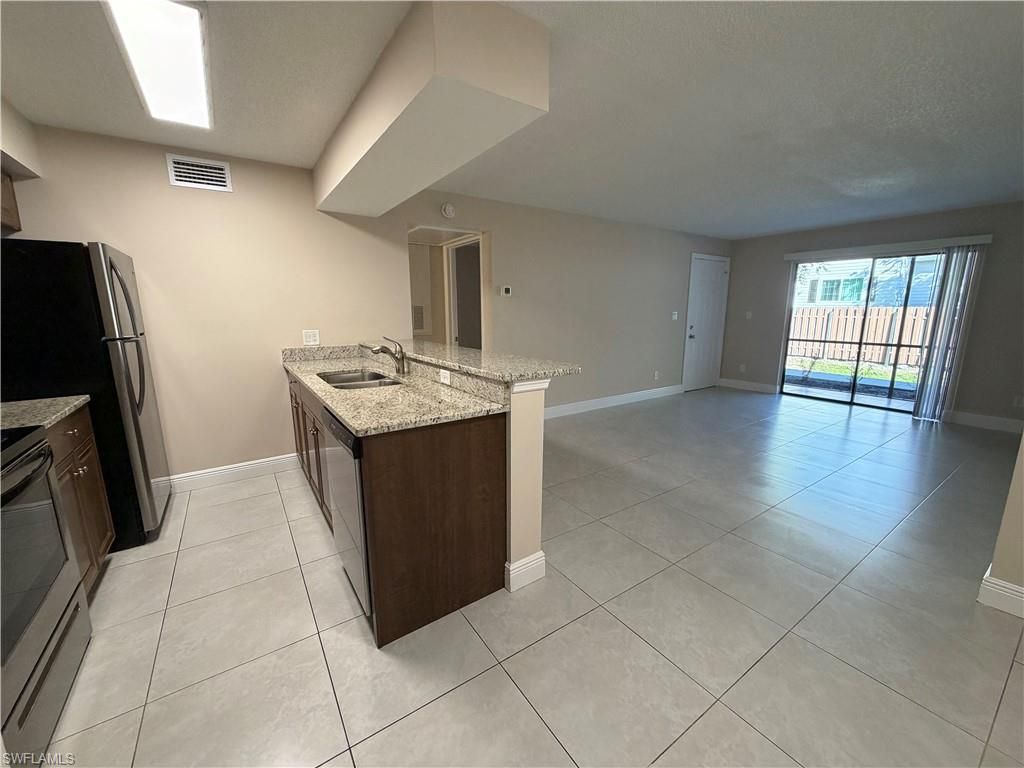 5307 Summerlin Rd , Unit 707, Fort Myers, FL 33919 Photo