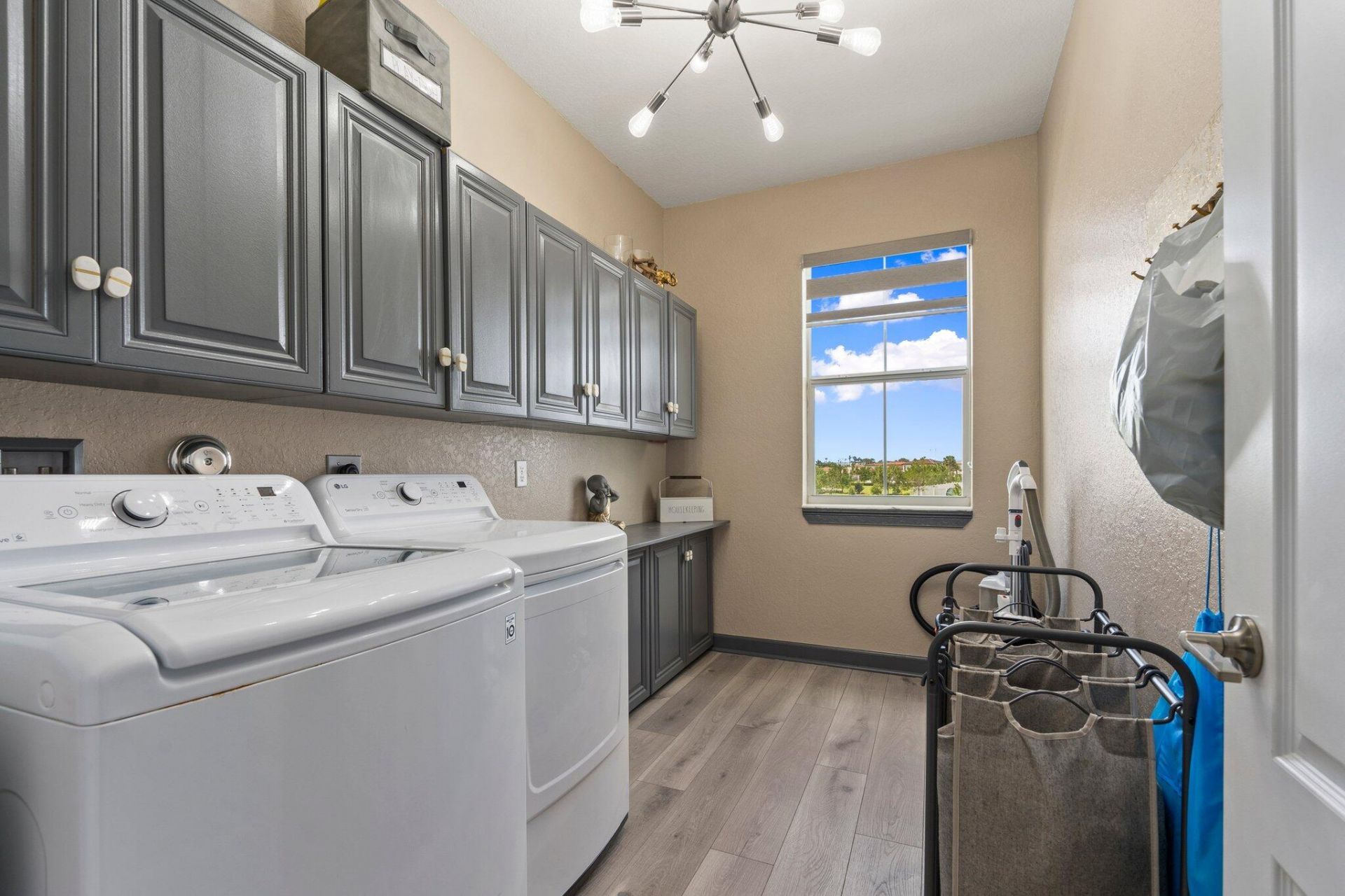 7165 NW Farnsworth Circle, Port Saint Lucie, FL 34987 Photo