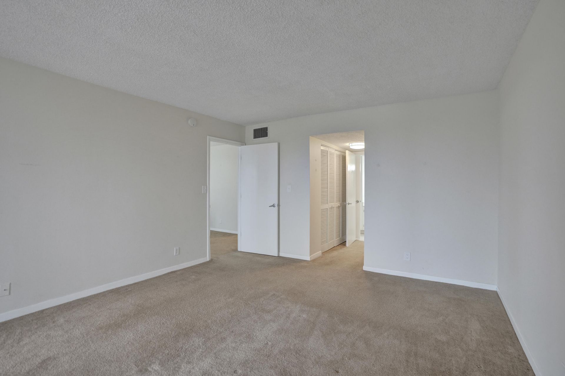 740 S Federal Highway, Unit 312, Pompano Beach, FL 33062 Photo