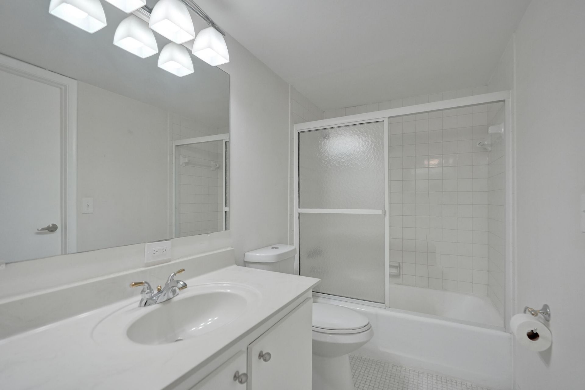 740 S Federal Highway, Unit 312, Pompano Beach, FL 33062 Photo