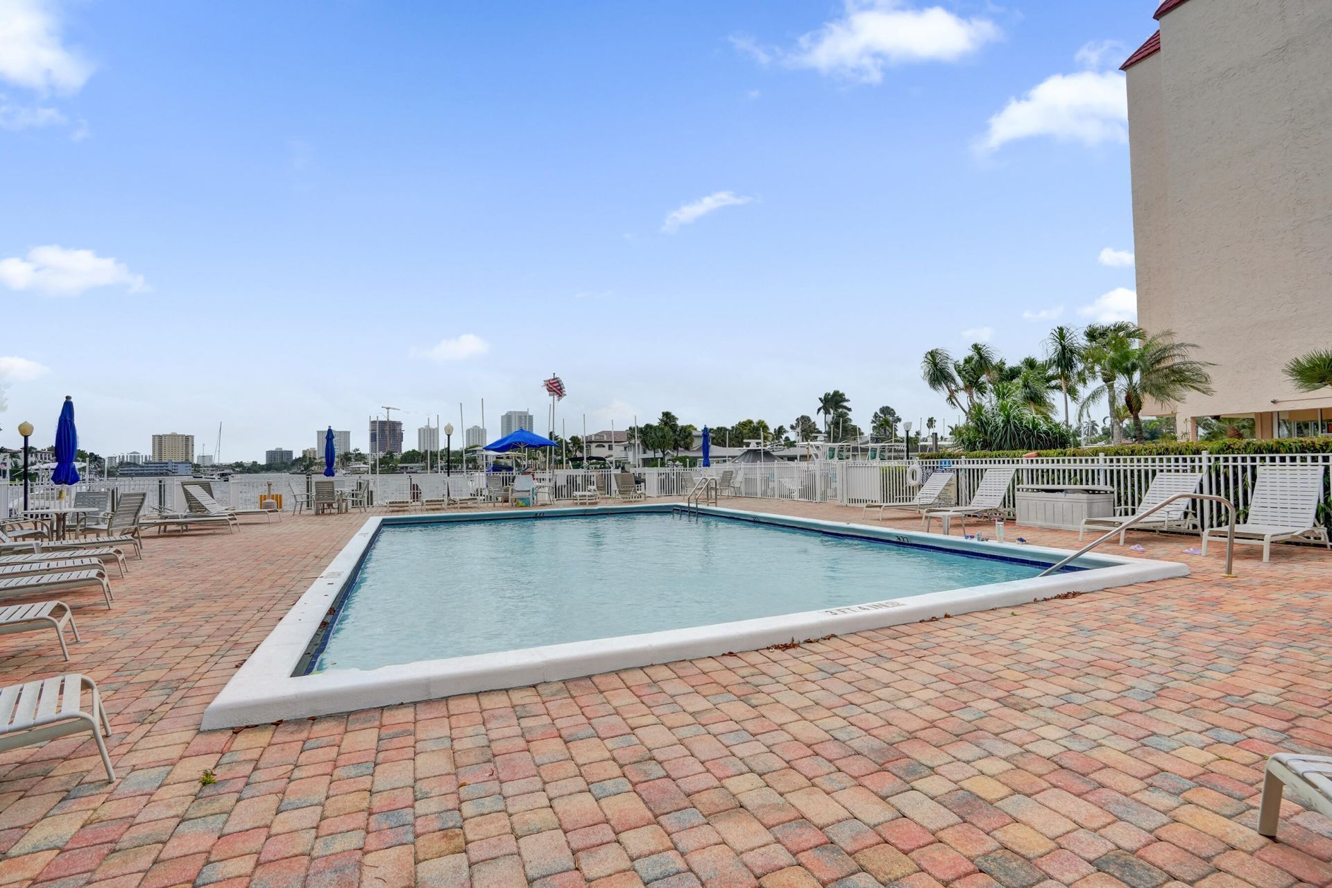 740 S Federal Highway, Unit 312, Pompano Beach, FL 33062 Photo