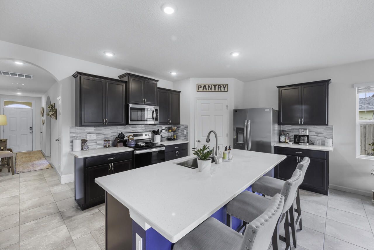 462 SW Kaabe Avenue, Port Saint Lucie, FL 34953 Photo