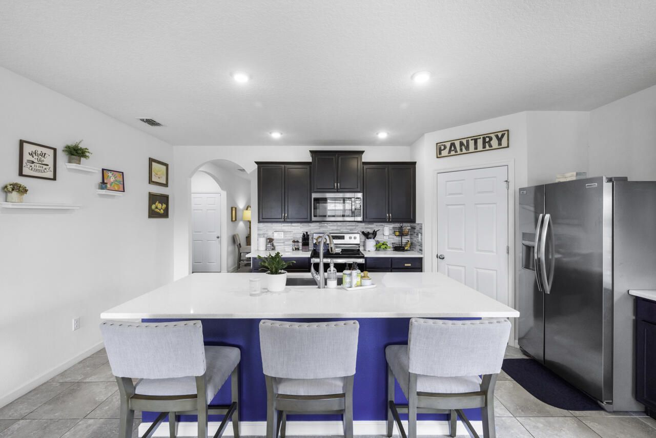 462 SW Kaabe Avenue, Port Saint Lucie, FL 34953 Photo