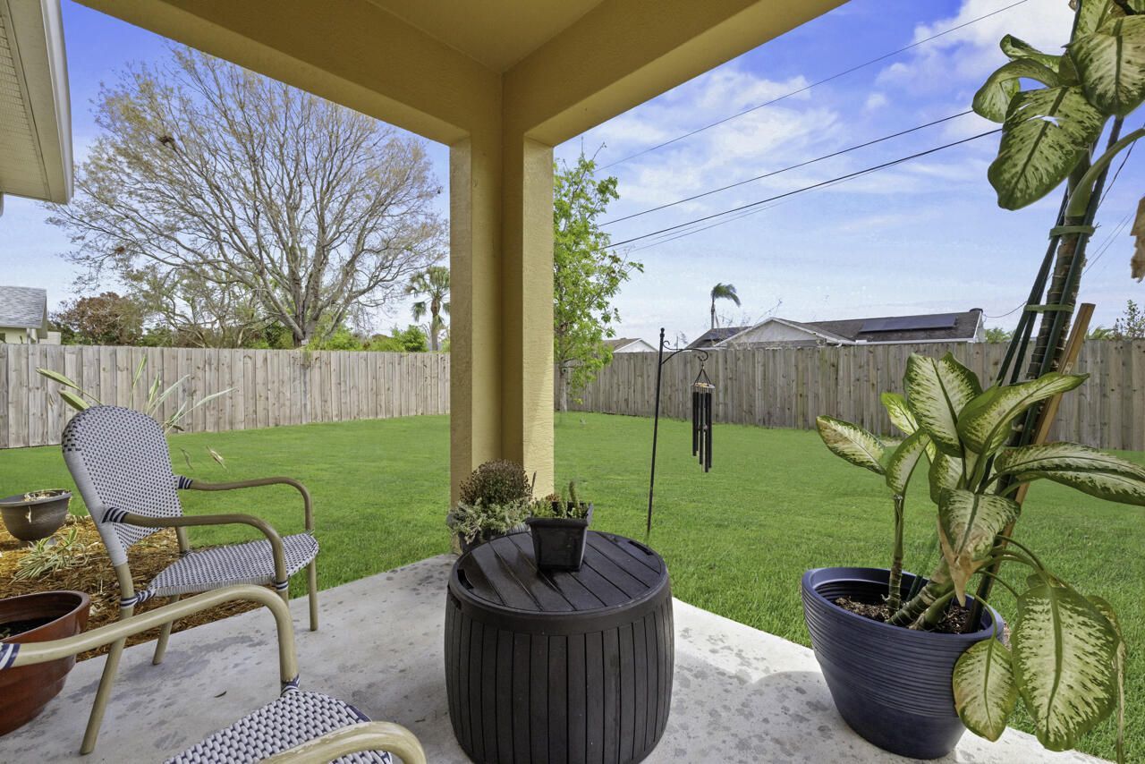 462 SW Kaabe Avenue, Port Saint Lucie, FL 34953 Photo