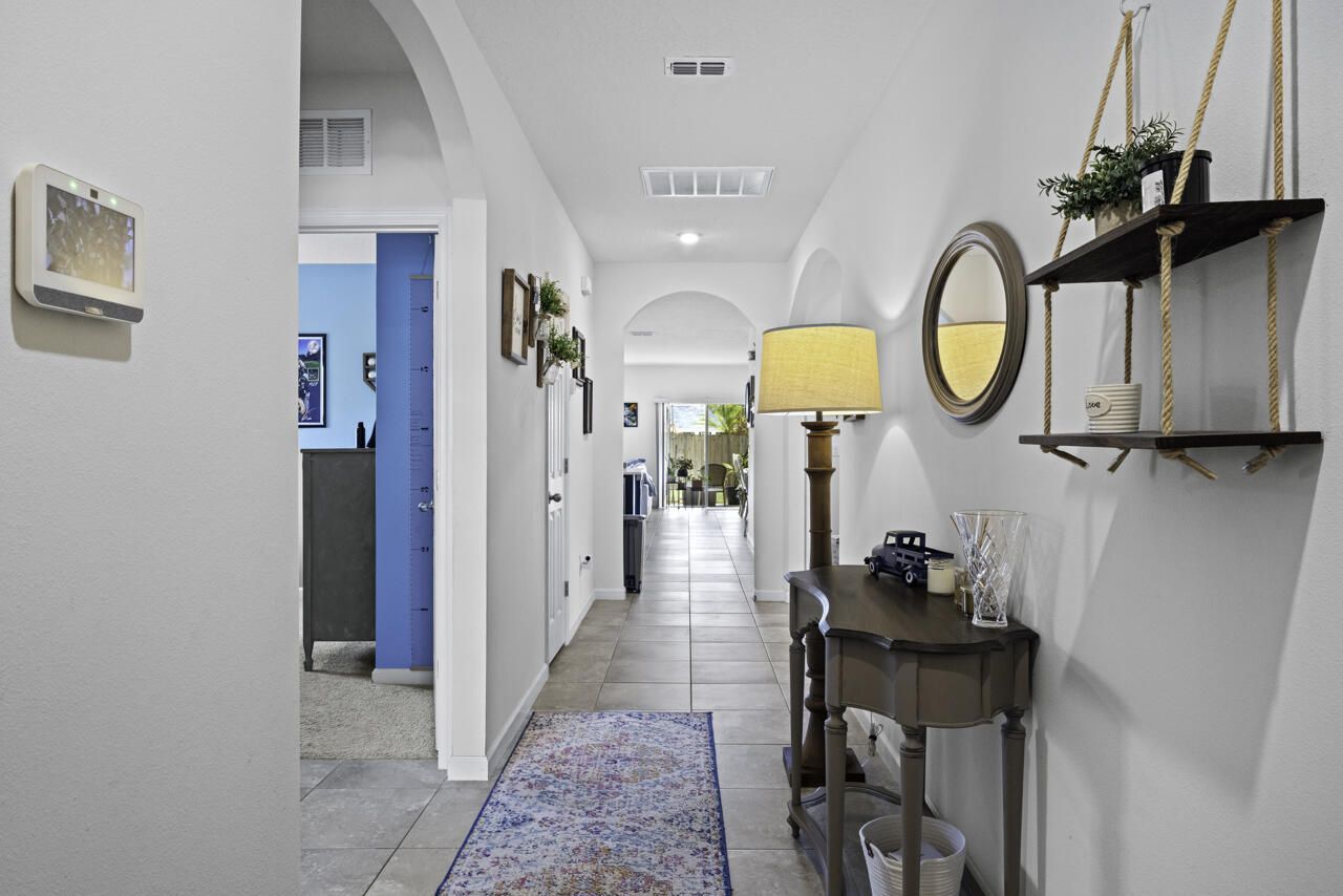 462 SW Kaabe Avenue, Port Saint Lucie, FL 34953 Photo