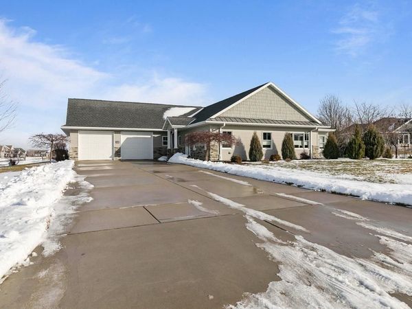 1441 AVA HOPE COURT, De Pere, WI 54115