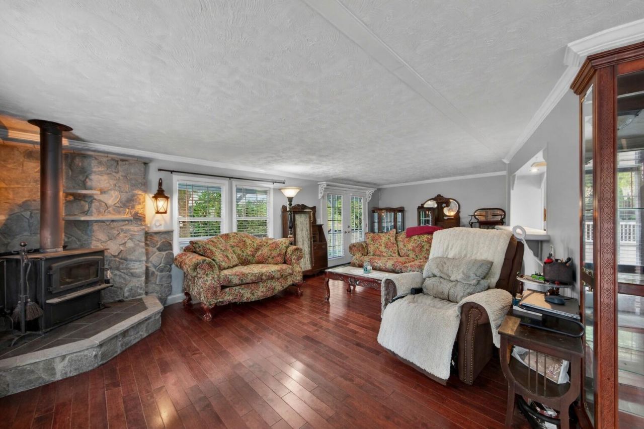 4869 Slans Island Road Photo 12