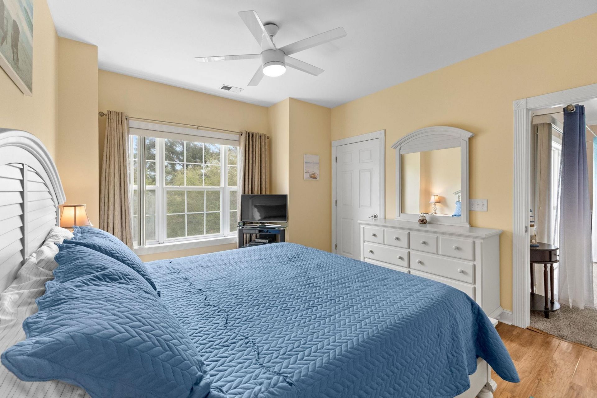 4880 Dahlia Ct.  Photo 25