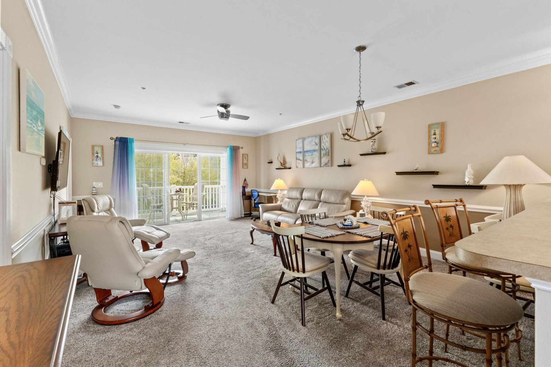 4880 Dahlia Ct.  Photo 7