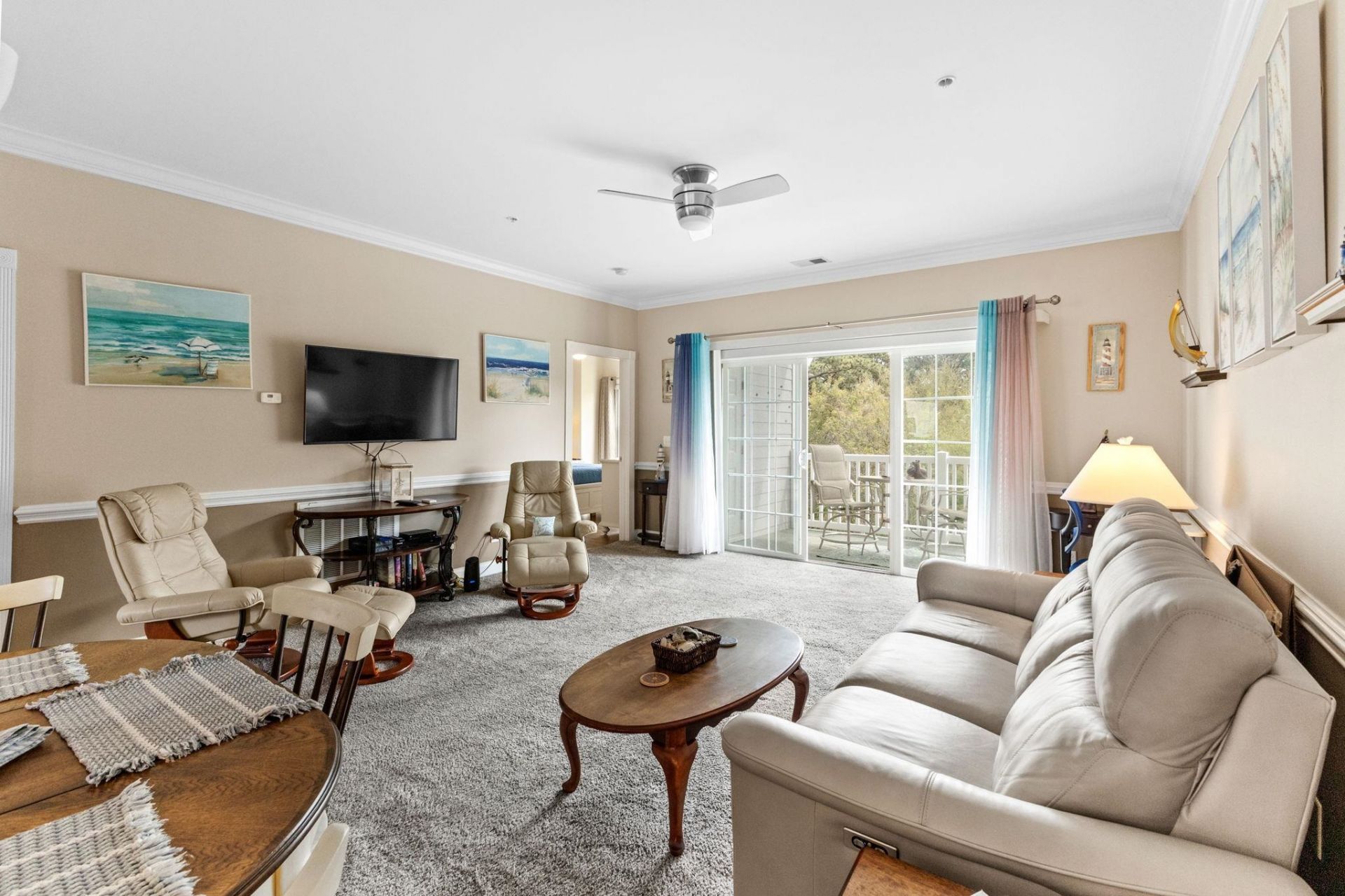 4880 Dahlia Ct.  Photo 9