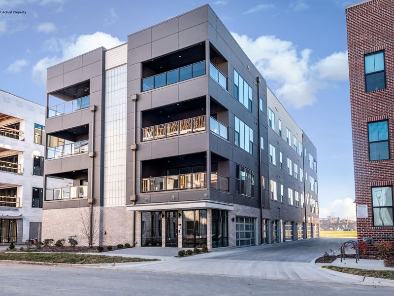 270 Dickenson Street , Unit 304, Columbus, OH 43215 Photo 1