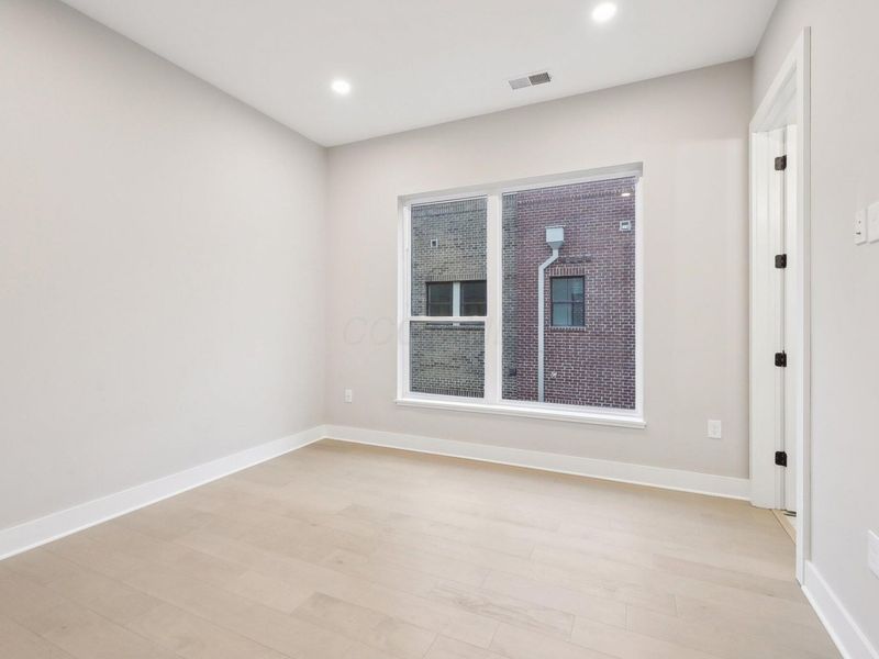 270 Dickenson Street , Unit 304, Columbus, OH 43215 Photo 32