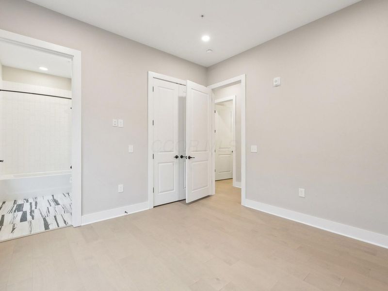 270 Dickenson Street , Unit 304, Columbus, OH 43215 Photo 33