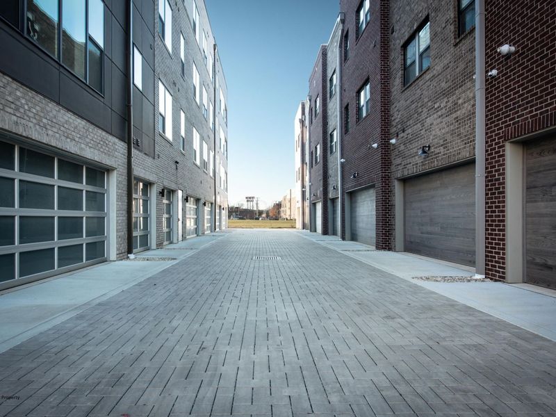 270 Dickenson Street , Unit 304, Columbus, OH 43215 Photo 5