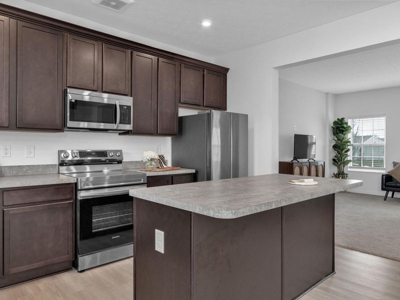 123 Coyote Willow Drive, Unit B, Reynoldsburg, OH 43068 Photo 10