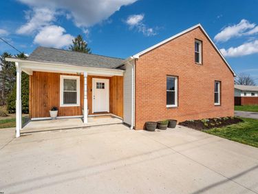 739 Old Monongah Road, Fairmont, WV 26554