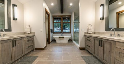 12237 Pete Alvertson Drive, Truckee, CA 96161 Photo