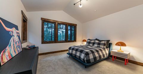 12237 Pete Alvertson Drive, Truckee, CA 96161 Photo