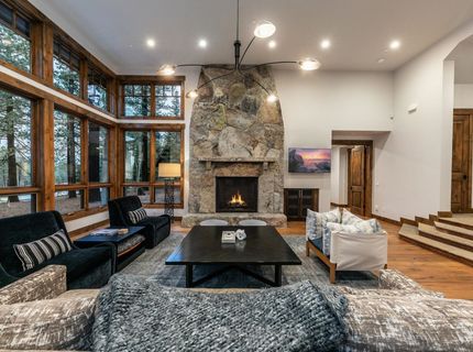 12237 Pete Alvertson Drive, Truckee, CA 96161 Photo