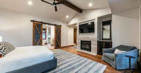 12237 Pete Alvertson Drive, Truckee, CA 96161 Photo